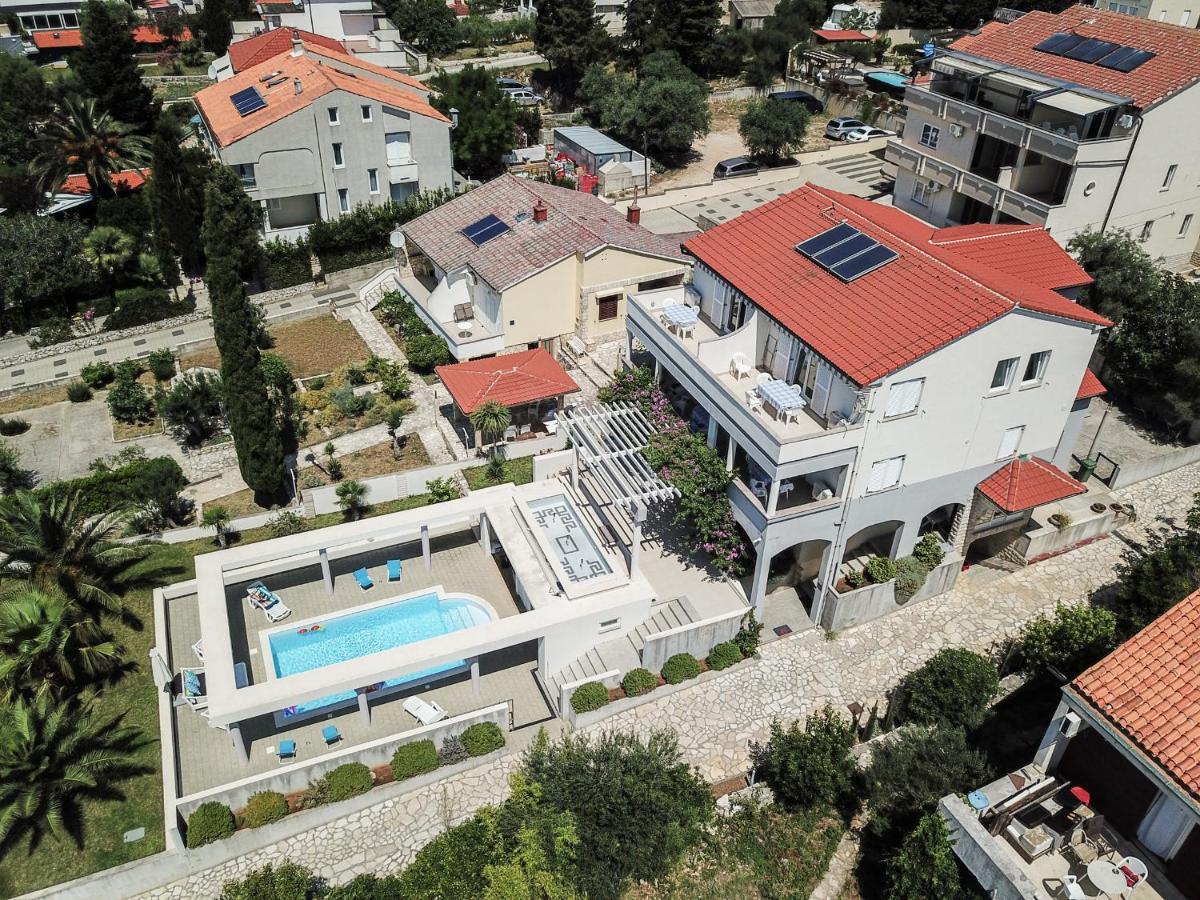 Apartments Bella Sky Новаля Екстер'єр фото