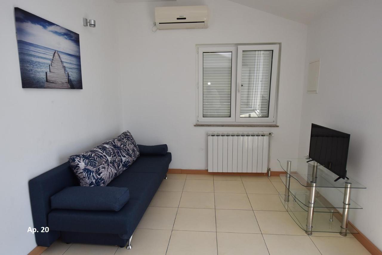 Apartments Bella Sky Новаля Екстер'єр фото