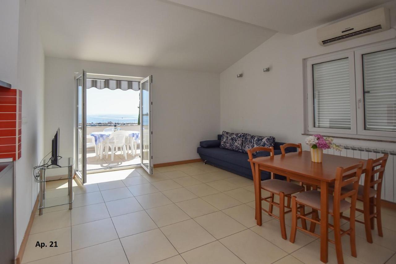 Apartments Bella Sky Новаля Екстер'єр фото