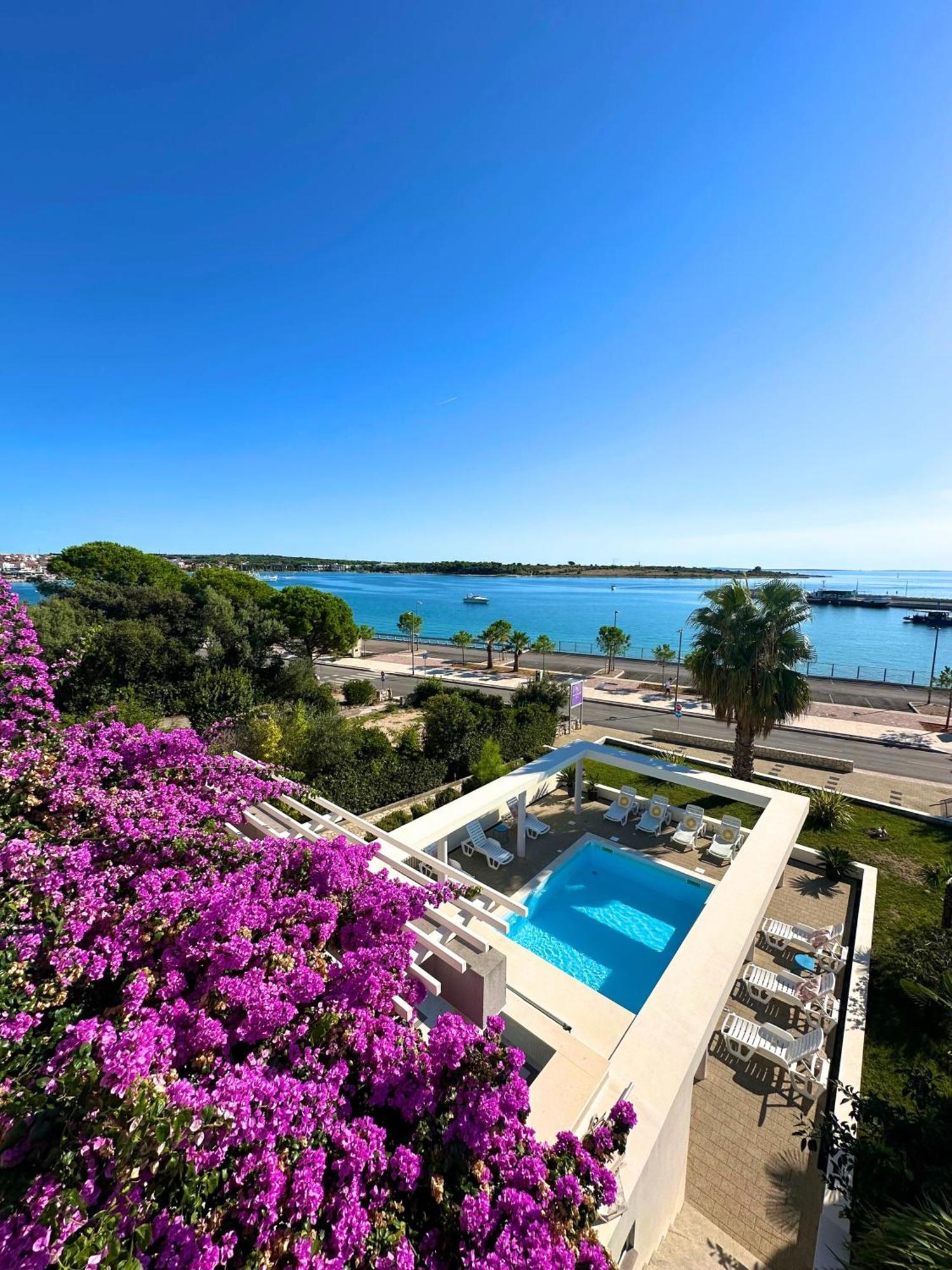 Apartments Bella Sky Новаля Екстер'єр фото